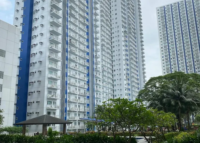 Apartment Grass Tower2 29th